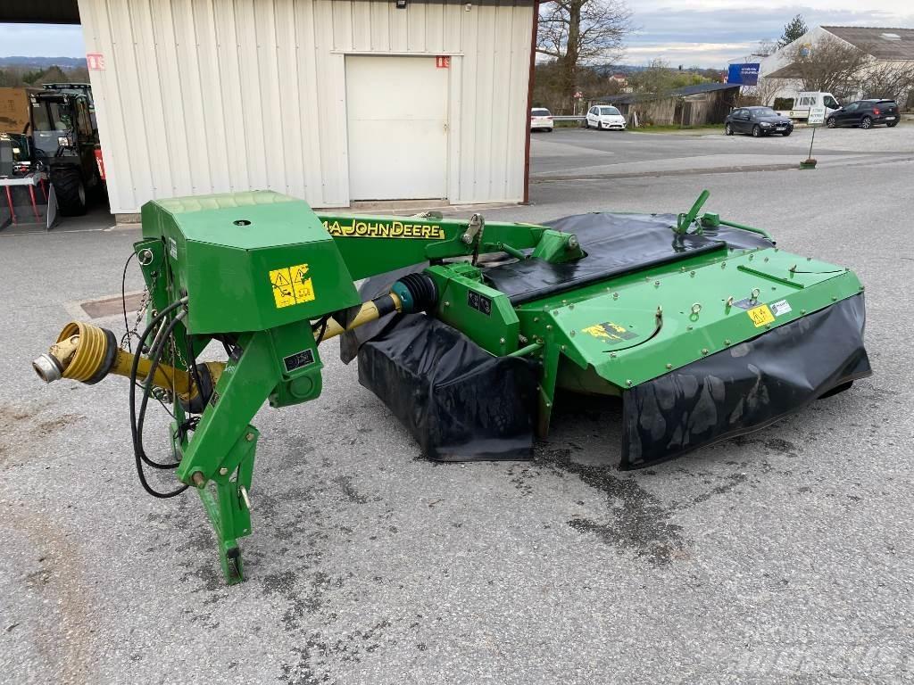 John Deere 324 割草机