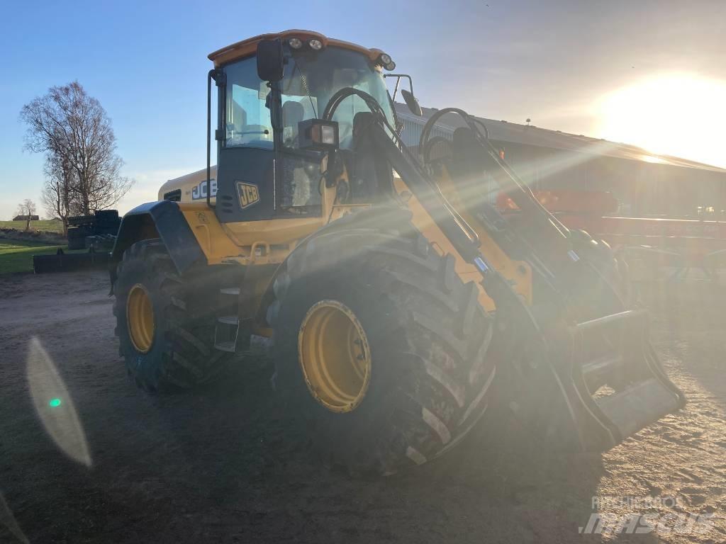 JCB 426E AGRI 轮式装载机