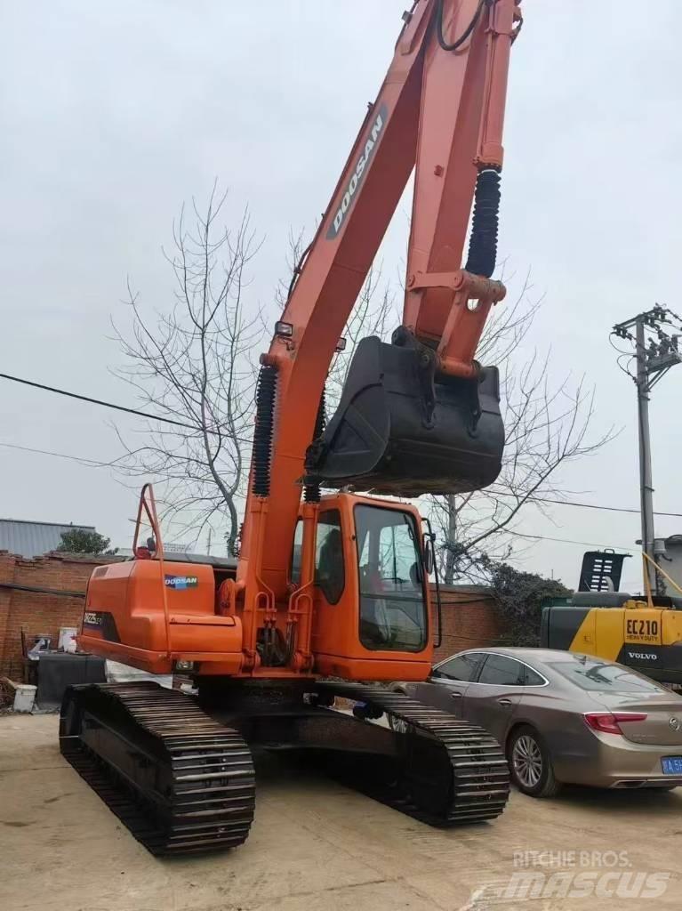 Doosan 225-7 履带挖掘机