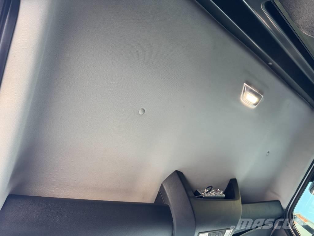 Western Star 49 X 自卸式货车