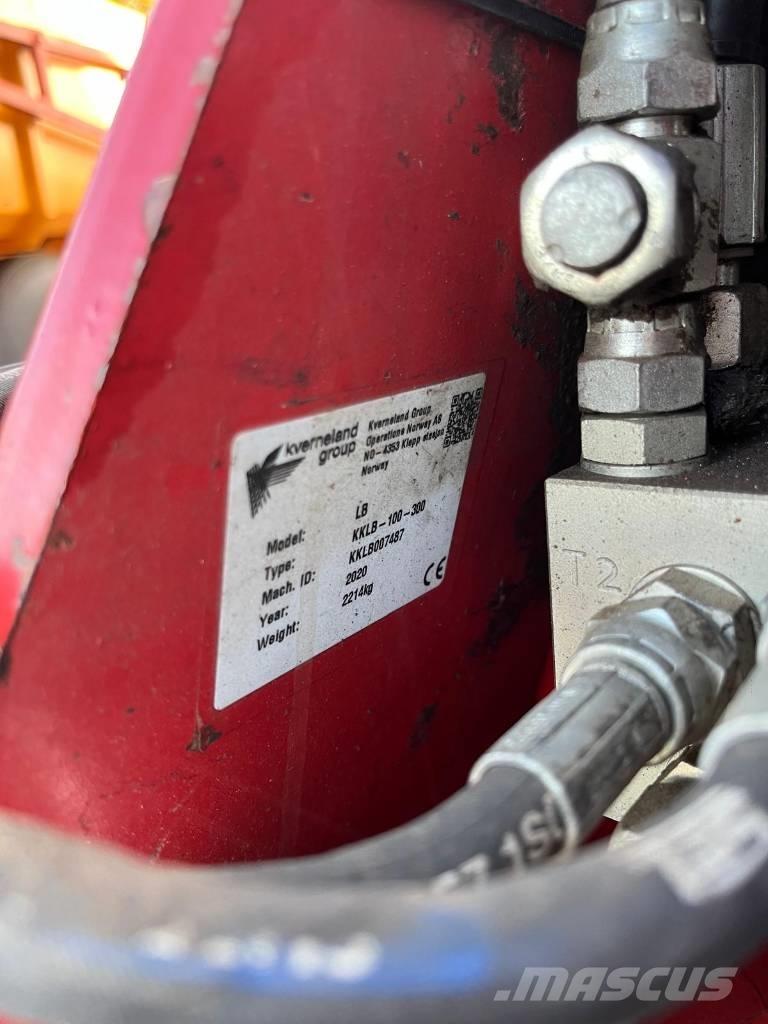 Kverneland LB100-300 双向犁
