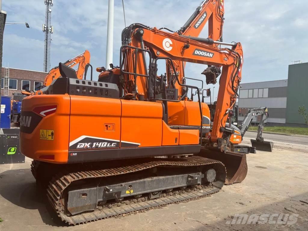 Develon DX140LC-7 履带挖掘机