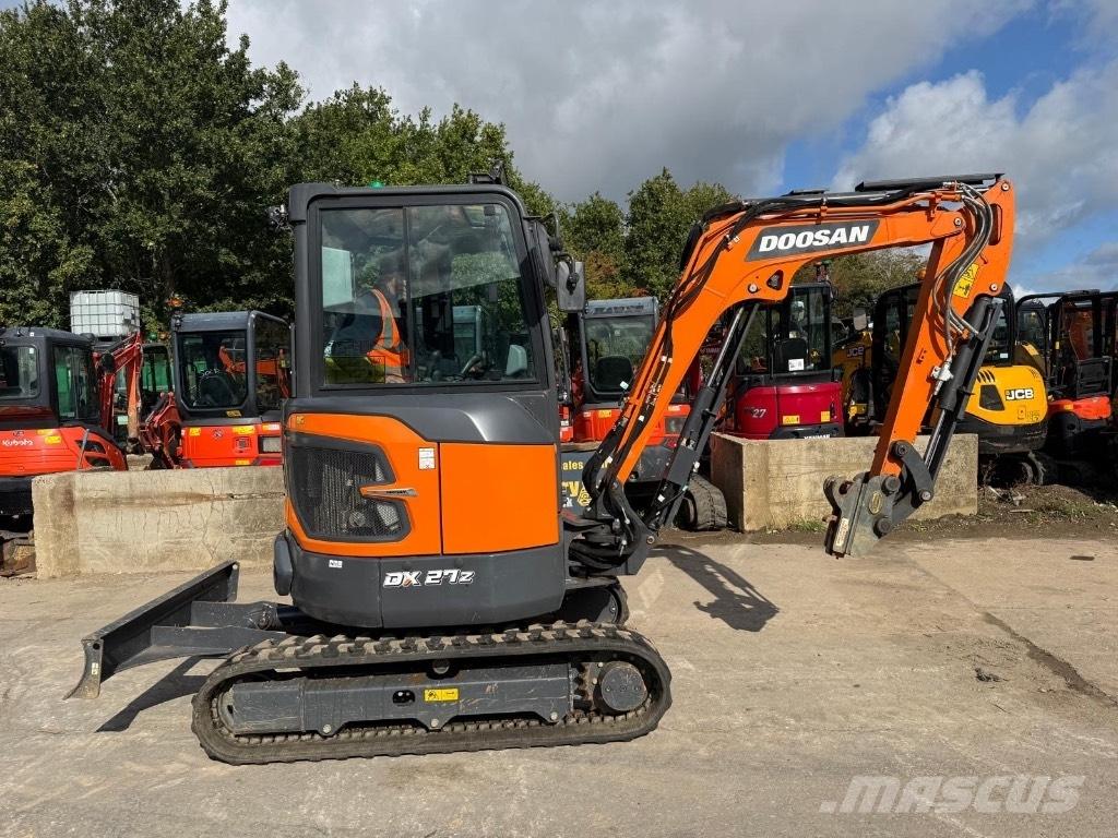 Doosan DX27Z-7 小型挖掘机