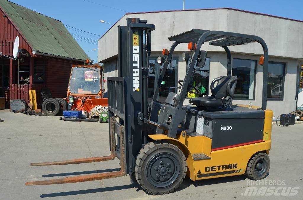 Detank FB30 电动叉车