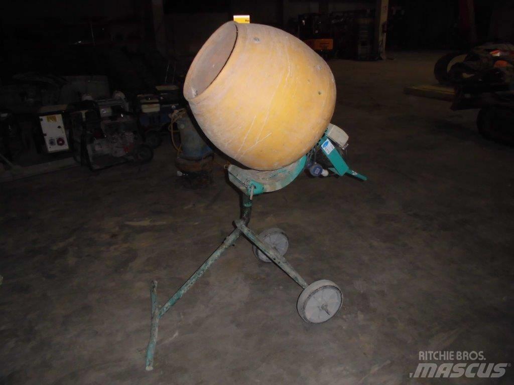 Imer MINIBETA HDPE 混凝土/砂浆搅拌机