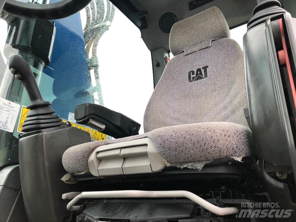 CAT M318F 轮式挖掘机