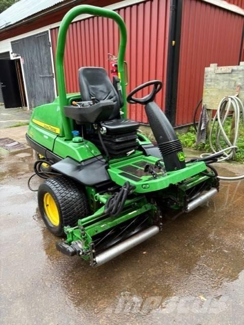 John Deere 7200 A 球道割草机