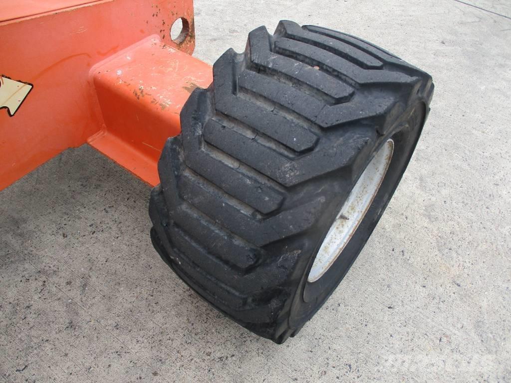 JLG 510 AJ (271) 自走式伸缩臂升降机