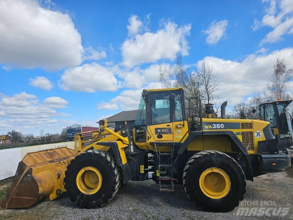 Komatsu WA 380-6 轮式装载机
