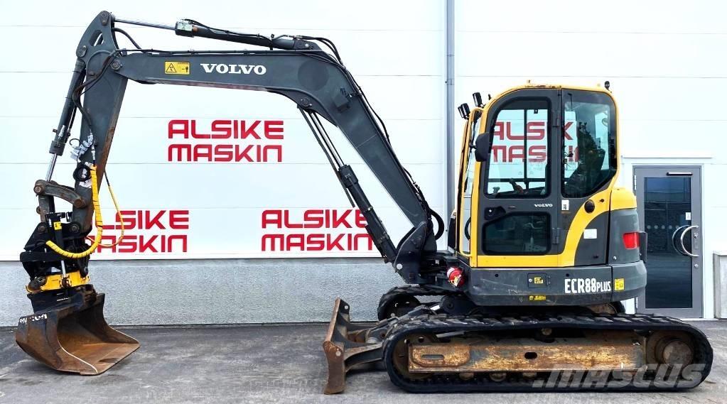 Volvo ECR 88 中型挖掘机