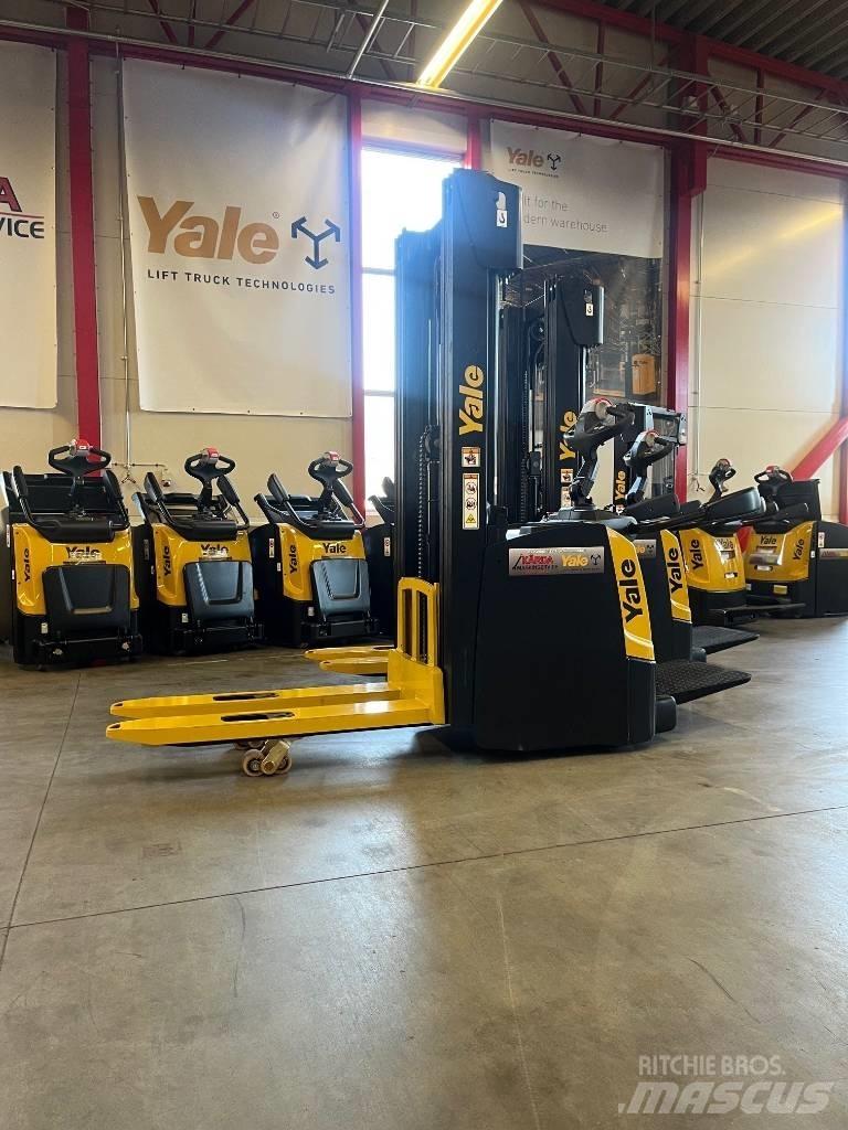 Yale MS14X 手推堆垛车