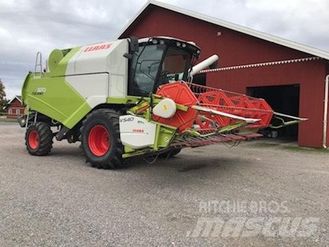 CLAAS Tucano 320 联合收割机