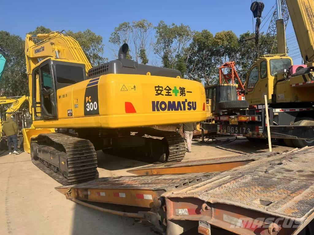 Komatsu PC 300 LC-7 履带挖掘机