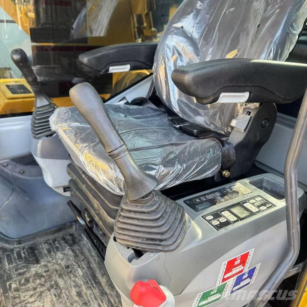 Komatsu PC 300 LC-7 履带挖掘机