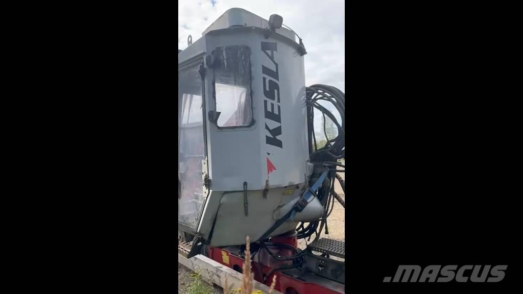 Kesla 2110T 木材起重机