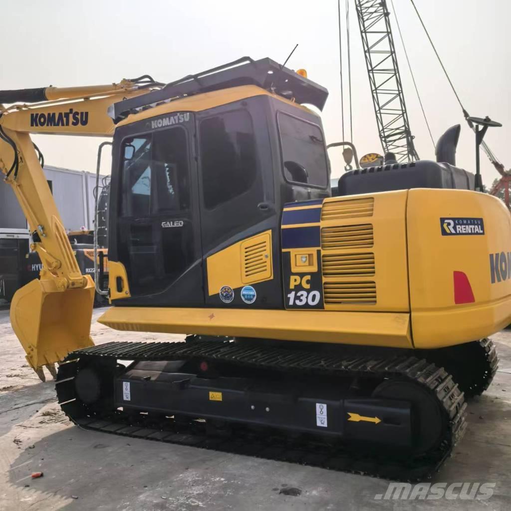Komatsu PC 130 小型挖掘机