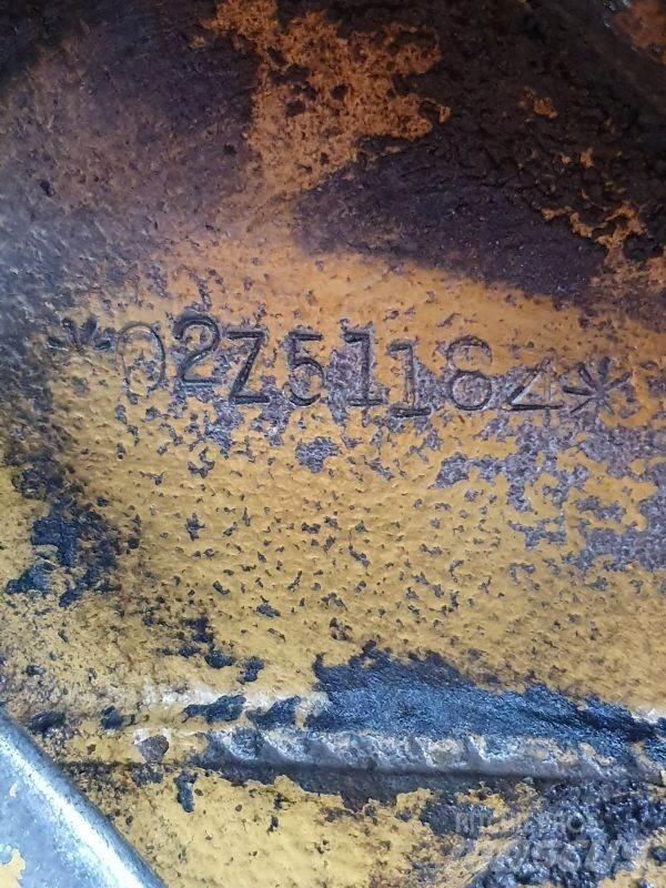 CAT 3208T 发动机