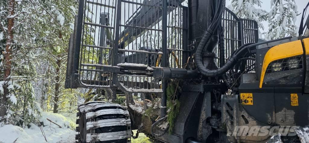 Ponsse Buffalo 8W 集运机