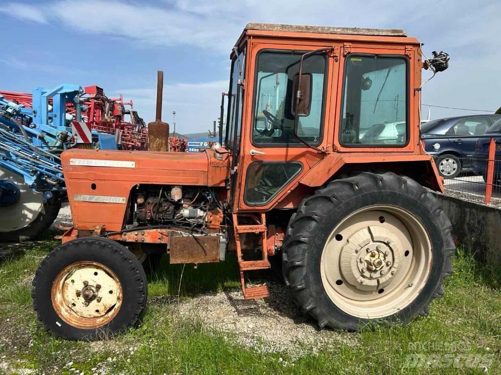 Belarus MTZ 560 拖拉机/农用车