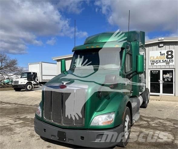 Peterbilt 579 牵引车
