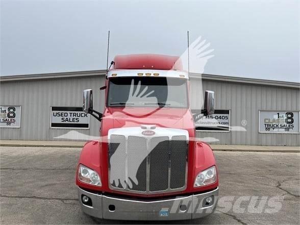 Peterbilt 579 牵引车