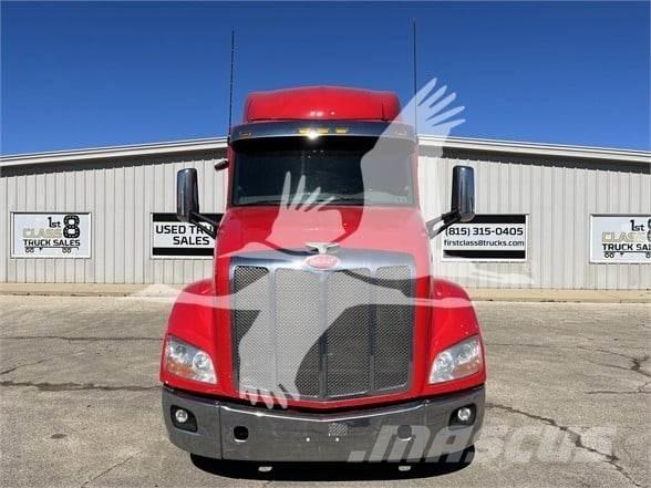Peterbilt 579 牵引车