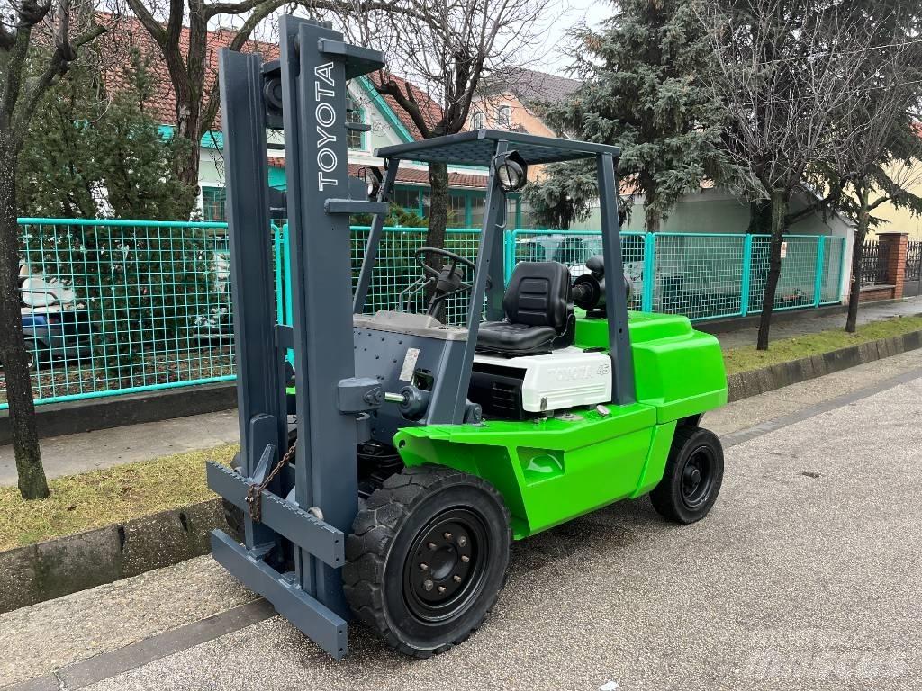 Toyota 3FG45 V-3446 天然气叉车