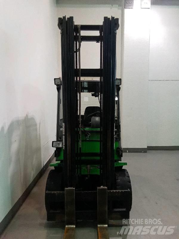 Cesab Drago 250 柴油叉车