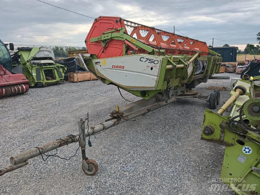 CLAAS C 750 联合收割机头