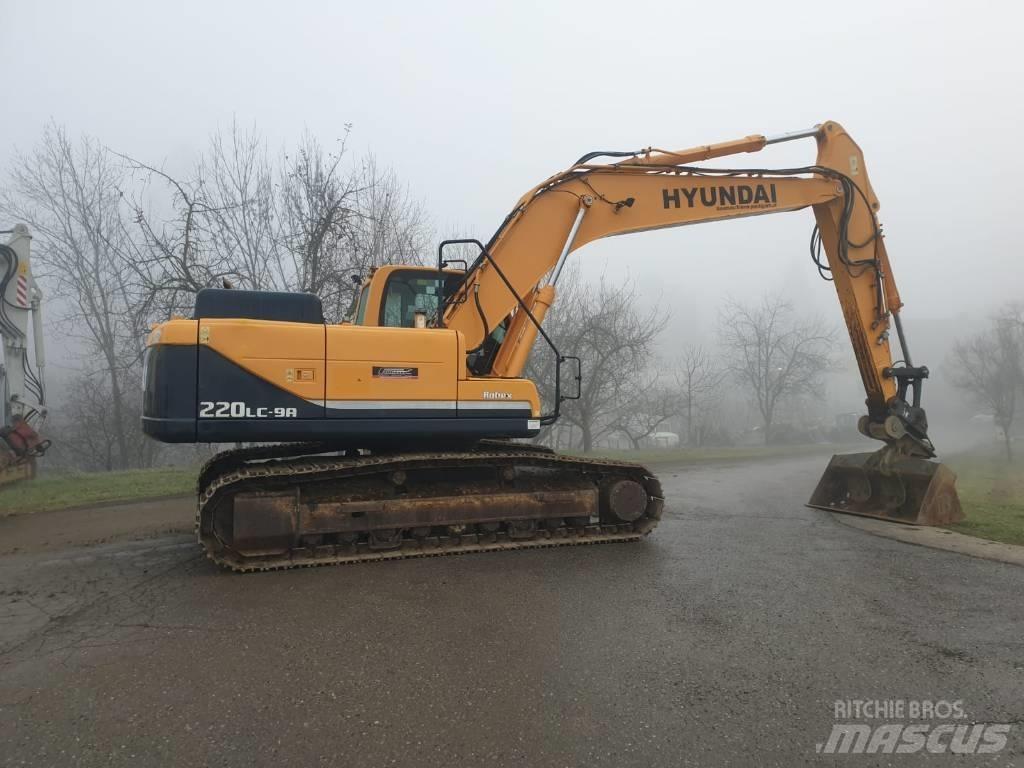 Hyundai R 220 LC-9A 履带挖掘机