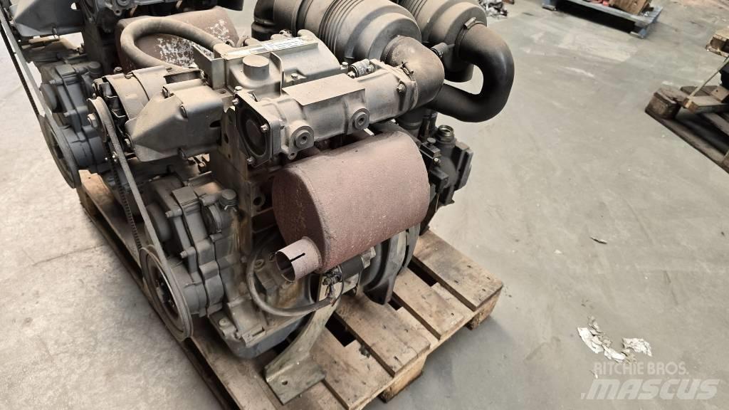 Deutz F2M1011 发动机