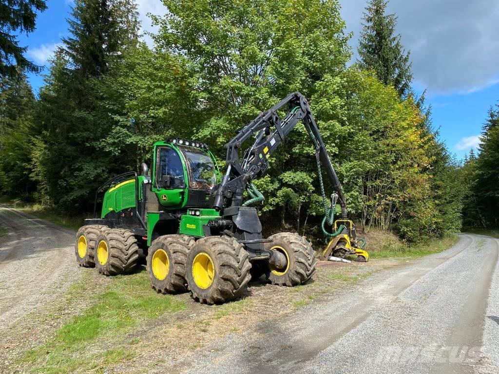 John Deere 1270 G 收割机