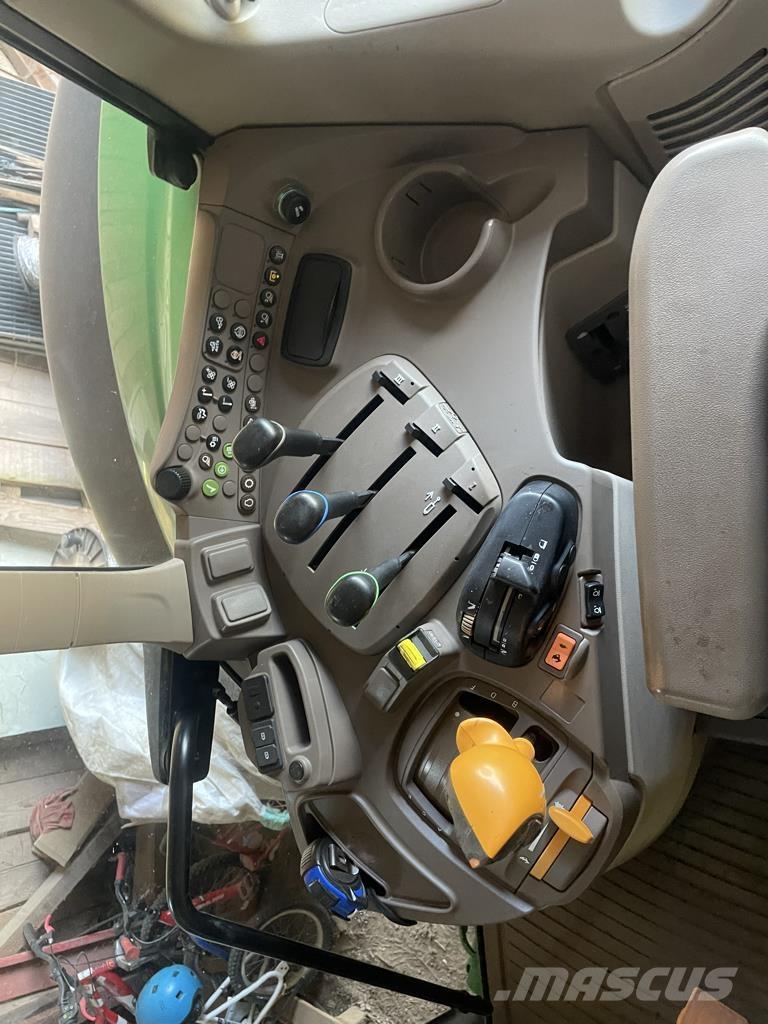 John Deere 6110M 拖拉机/农用车