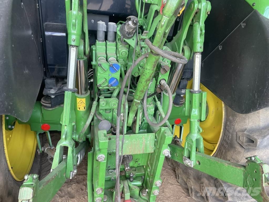 John Deere 6110M 拖拉机/农用车