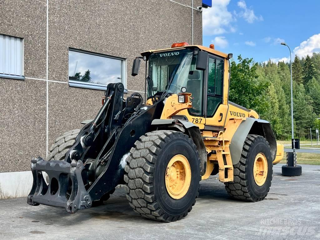 Volvo L 120 F 轮式装载机