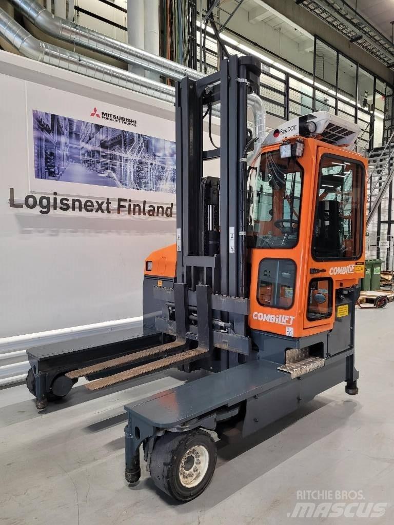Combilift C 4000 四轮前移式叉车