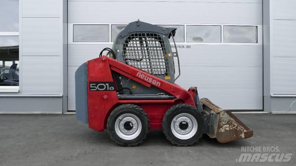 Neuson 501 S 滑移装载机