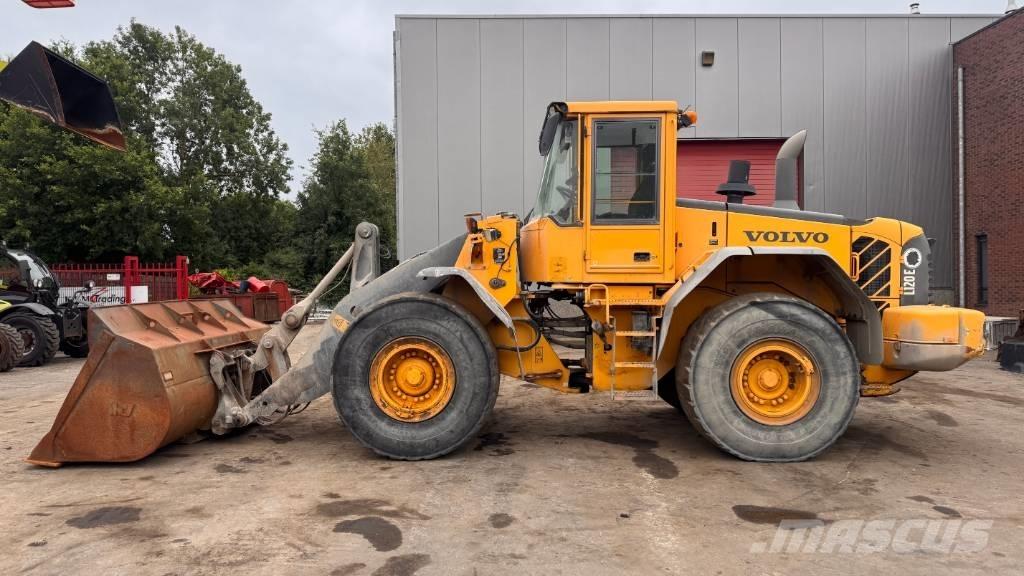 Volvo L 120 E 轮式装载机