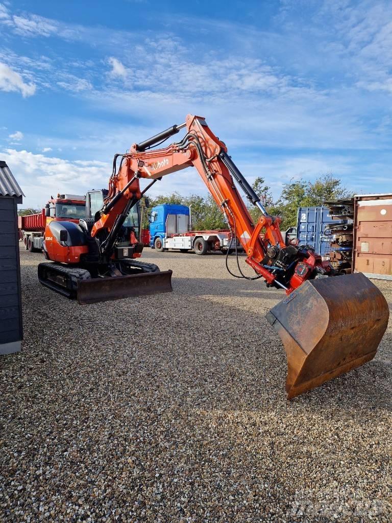 Kubota KX080-4 小型挖掘机