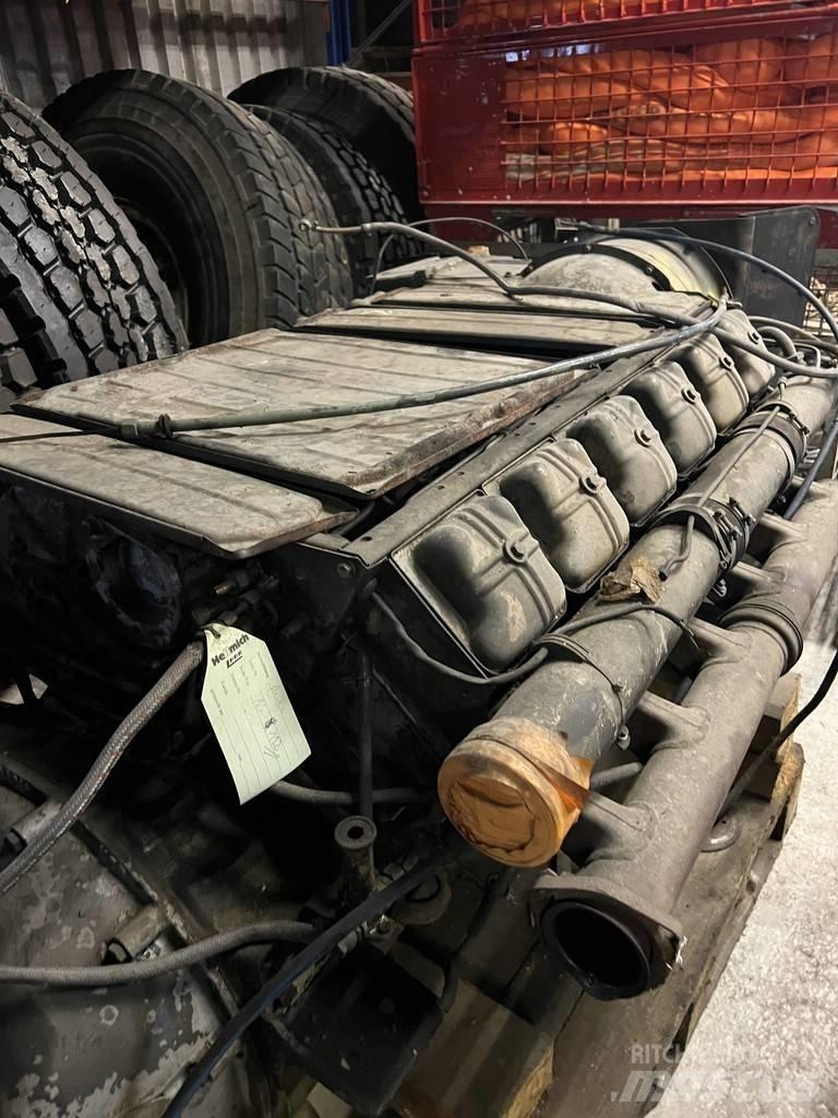 Deutz F12L413 发动机