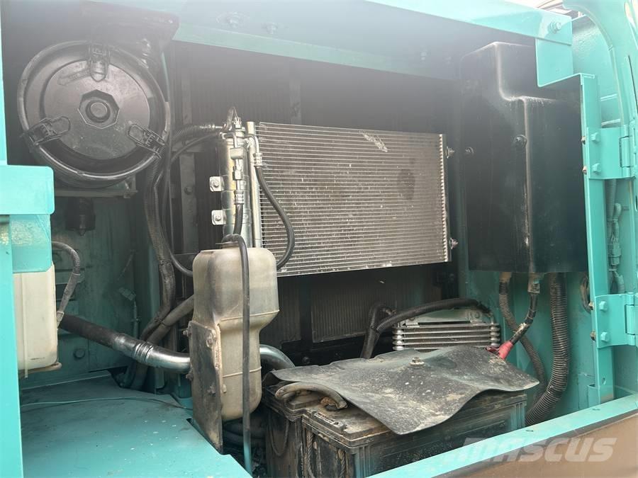 Kobelco SK 140 履带挖掘机