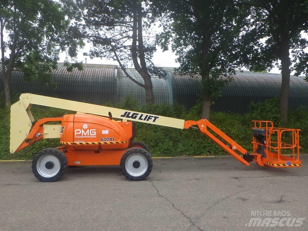 JLG 600AJ 曲臂高空工作平台
