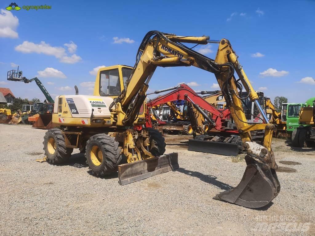 Komatsu PW 95 中型挖掘机