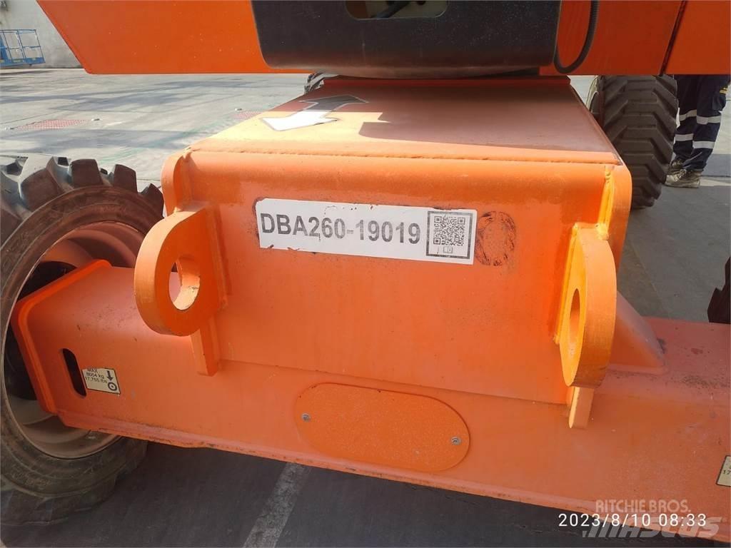 JLG 800AJ 曲臂高空工作平台