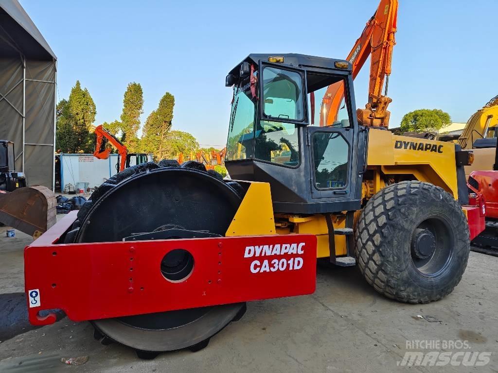 Dynapac CA 301 D 单轮压路机
