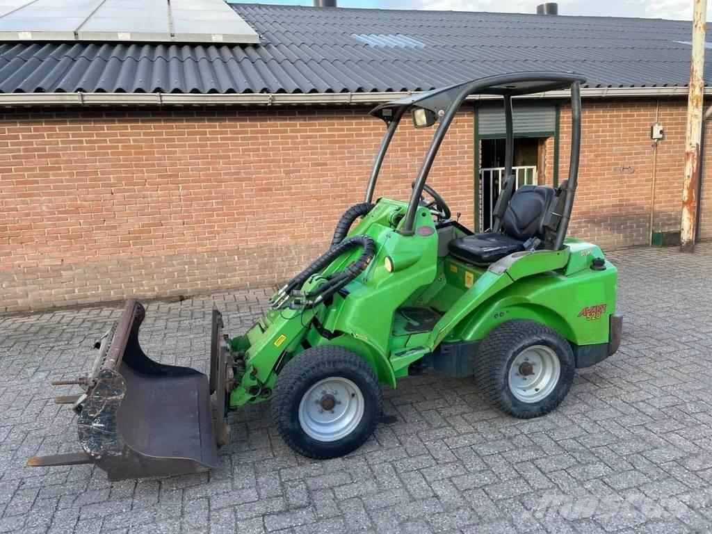 Avant 520 小型装载机