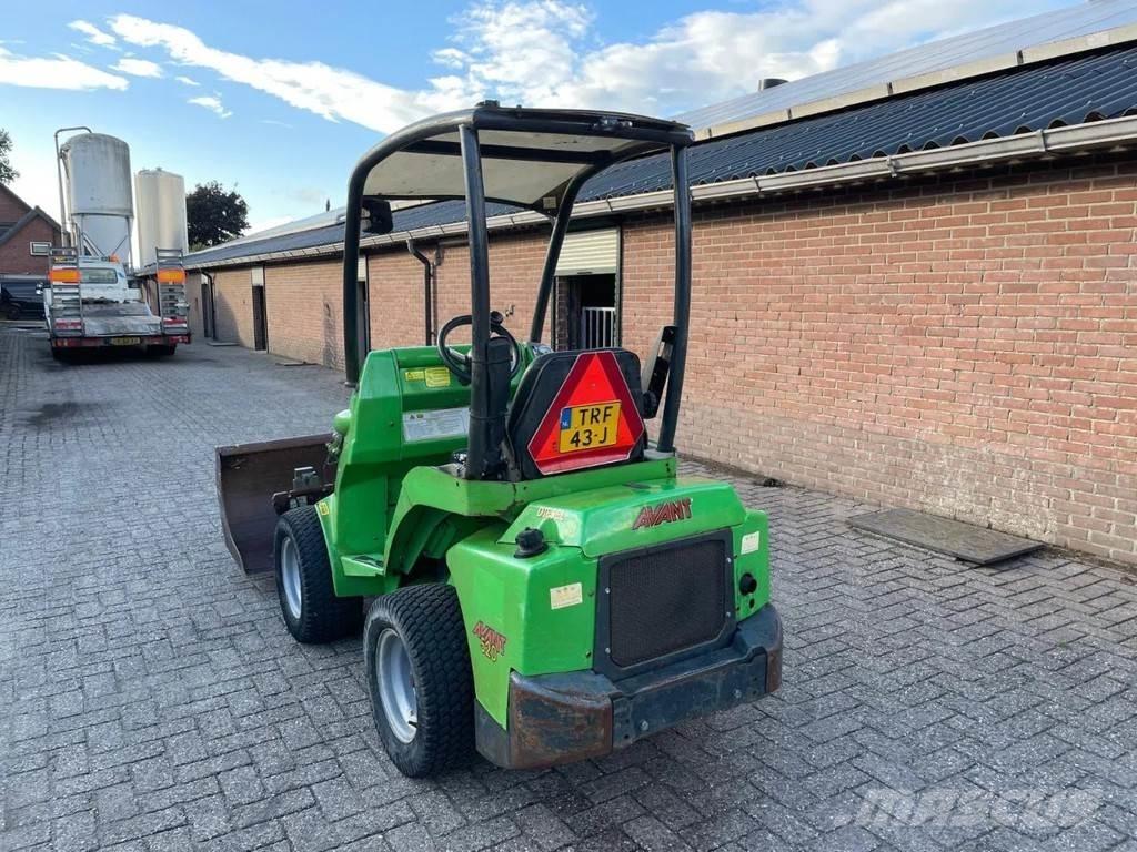 Avant 520 小型装载机