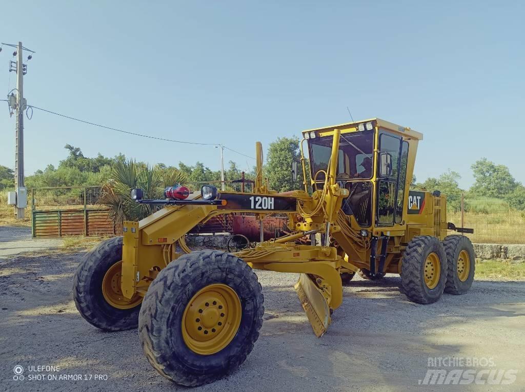 CAT 120 H 平地机/推土机