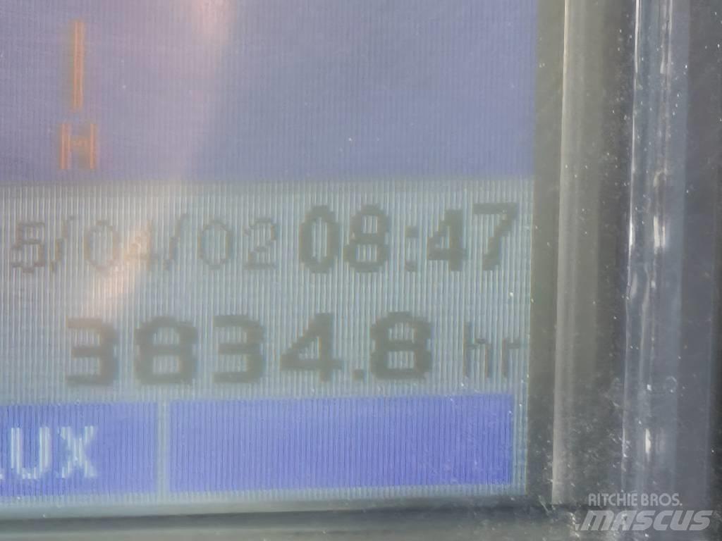 Takeuchi TB 280 FR 履带挖掘机