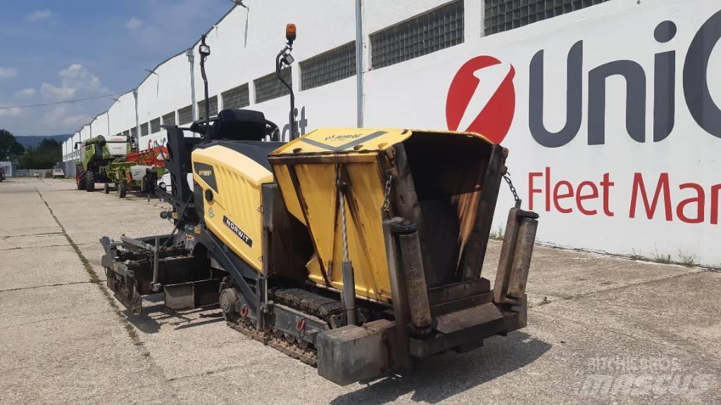 Bomag BF 200 C-2 沥青摊铺机